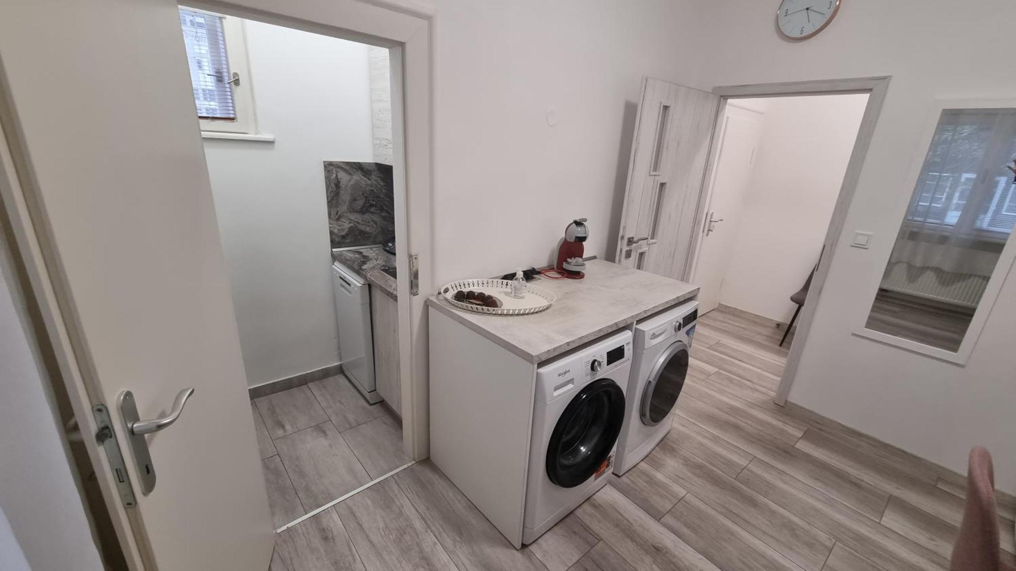 Appartamento Apartman Centrum Mudronova Košice Esterno foto